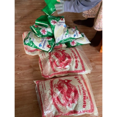 Nếp Lào dẻo thơm 2kg - Giá ưu đãi 70.000đ, giảm so với 86.100đ, hạt ngon