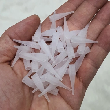 Ngòi nhựa xanh và trắng cho máy may xăm thần thánh - Giá ưu đãi 25.000đ, giảm từ 31.750đ