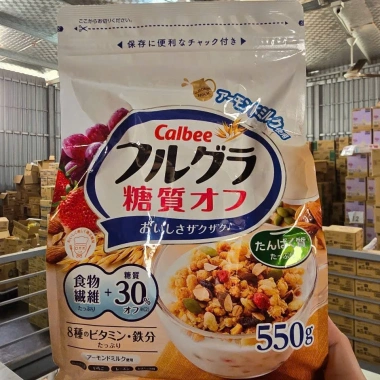 Ngũ cốc Calbee Nhật Bản 700gr Ăn kiêng Giảm cân - Giá ưu đãi 180.000đ HSD T7-2.026