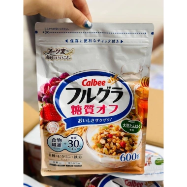 Ngũ cốc Calbee trắng 550g - Ít đường, nhập khẩu Nhật Bản, giá ưu đãi 179.000₫