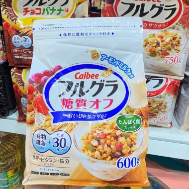 Ngũ cốc dinh dưỡng Calbee 600g - Giảm giá 270k, giàu chất xơ, năng lượng bữa sáng