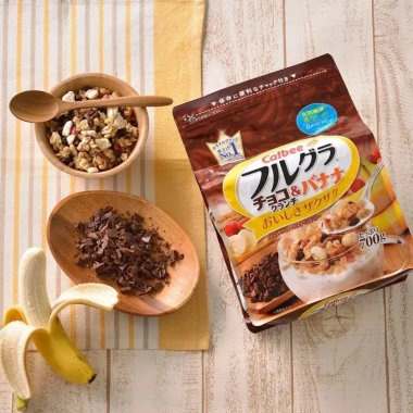 Ngũ Cốc Trái Cây Calbee Nhật Bản 400-600g Ít Đường Ăn Sáng Healthy Trắng Đỏ Giá Ưu Đãi 154.999₫