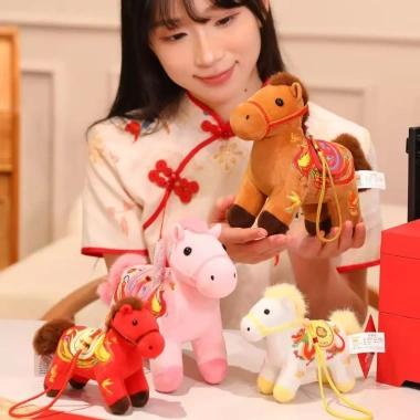 Ngựa Nhồi Bông Búp Bê Sang Trọng - Đồ Chơi Sưu Tập Cho Trẻ & Người Lớn, Quà Sinh Nhật 100k 6 Ngựa Nhồi Bông Búp Bê Sang Trọng - Đồ Chơi Sưu Tập Cho Trẻ & Người Lớn, Quà Sinh Nhật 100k 6