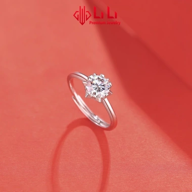 Nhẫn bạc nữ LiLi S925 Eloise hình bông tuyết đính kim cương Moissanite cao cấp - Giá ưu đãi 2,144,000₫