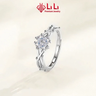 Nhẫn bạc nữ LiLi S999 đính đá CZ hình cỏ 4 lá Kalani - Giá 1.692.000₫