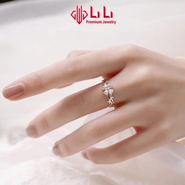 Nhẫn bạc nữ LiLi S999 đính đá CZ hình cỏ 4 lá Kalani - Giá 1.692.000₫