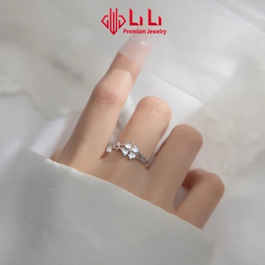 Nhẫn bạc nữ LiLi S999 đính đá CZ hình cỏ 4 lá Kalani - Giá 1.692.000₫