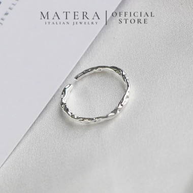 Nhẫn bạc nữ MATERA S925 - viền nhăn trơn tinh tế, basic, giá chỉ 436.000đ 7 Nhẫn bạc nữ MATERA S925 - viền nhăn trơn tinh tế, basic, giá chỉ 436.000đ 7