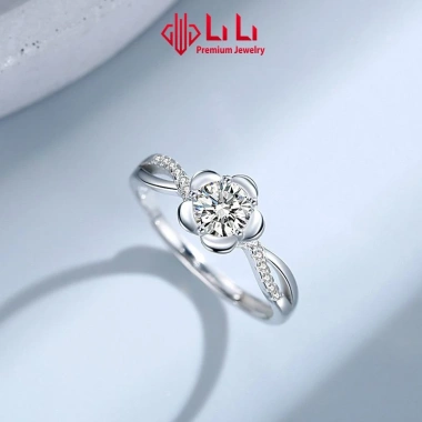Nhẫn bạc nữ S925 đính đá CZ cao cấp hình bông hoa đào Sabrina - 1.649.000₫ 5