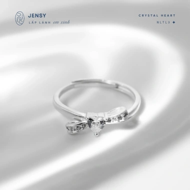 Nhẫn Bạc Nữ S925 JENSY Dáng Nơ Trái Tim Crystal Heart NLTL3 - Xinh Xắn Giá 444k 6 Nhẫn Bạc Nữ S925 JENSY Dáng Nơ Trái Tim Crystal Heart NLTL3 - Xinh Xắn Giá 444k 6
