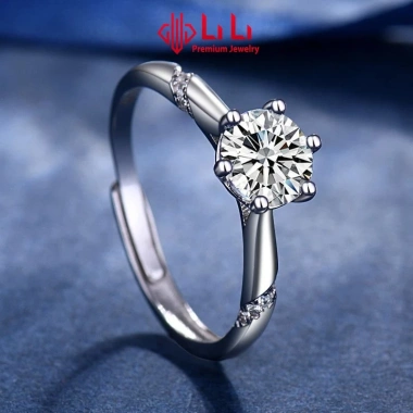 Nhẫn bạc nữ S925 LiLi Adeline: Đính đá CZ công chúa, giá ưu đãi 1.533.000 VND Nhẫn bạc nữ S925 LiLi Adeline: Đính đá CZ công chúa, giá ưu đãi 1.533.000 VND