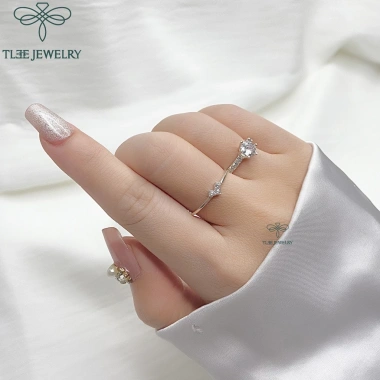 Nhẫn bạc nữ TLEE A124 đính đá sáu chấu viền sang trọng - Giá ưu đãi 442.000₫