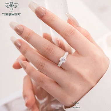 Nhẫn bạc nữ TLEE cánh hoa xòe đính đá cao cấp - Giá chỉ 480.000₫ giảm từ 576.000₫