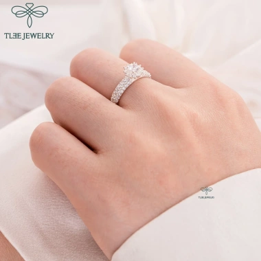 Nhẫn bạc nữ TLEE cánh hoa xòe đính đá cao cấp - Giá chỉ 480.000₫ giảm từ 576.000₫