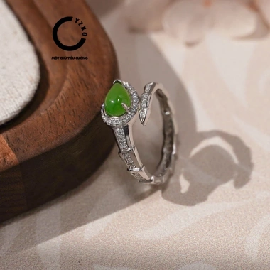 Nhẫn Bạc Rắn Khảm Ngọc Hòa Điền Tự Nhiên Nga YZXQ - Vừa Gặp Đã Yêu, Mã J1HY, Giá 988.000₫