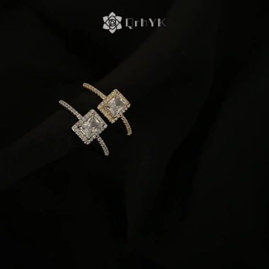 Nhẫn Đính Hôn Hợp Kim Mặt Vuông Đính Đá Cổ Điển - Sang Trọng Nữ Mới 25.960 VND