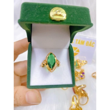 Nhẫn hạt dưa đa màu mặt xanh đỏ trắng - Giá gốc 120.960đ, giảm còn 96.000đ