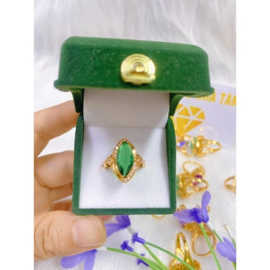 Nhẫn hạt dưa đa màu mặt xanh đỏ trắng - Giá gốc 120.960đ, giảm còn 96.000đ