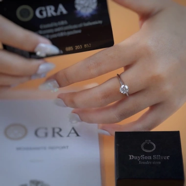 Nhẫn kim cương Moissanite 6.5 ly GRA Mỹ - DUYSON SILVER bạc Ý 925 mạ vàng trắng nữ, chỉ 920.000₫ 5