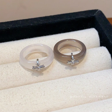 Nhẫn kim loại phong cách Trung Quốc - Thiết kế sang trọng, lớp ánh sáng, chỉ 125.583₫ 2 Nhẫn kim loại phong cách Trung Quốc - Thiết kế sang trọng, lớp ánh sáng, chỉ 125.583₫ 2
