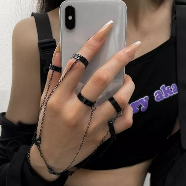 Nhẫn kim loại unisex đen cá tính – phong cách Âu Mỹ, thích hợp đi chơi tiệc