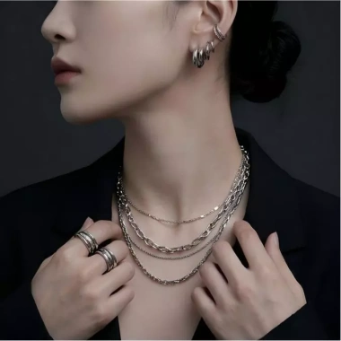 Nhẫn LEANA Ring phong cách nữ ánh sáng cao zirconia hai màu giảm còn 427.900₫