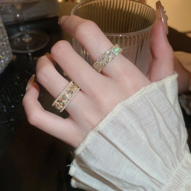 Nhẫn Mở Cho Nữ Ánh Sáng Điều Chỉnh Thiết Kế Sang Trọng Kim Cương Thiệp Quà Tặng