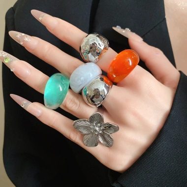 Nhẫn nhựa viền rộng hình hoa 6 cái - Đơn giản, thời trang, giá ưu đãi 48.675₫