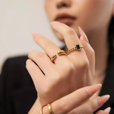 Nhẫn nữ Jesmee Vintage Đá Đen Đủ Size - Black Window Ring Sang Trọng Giá 299k 5