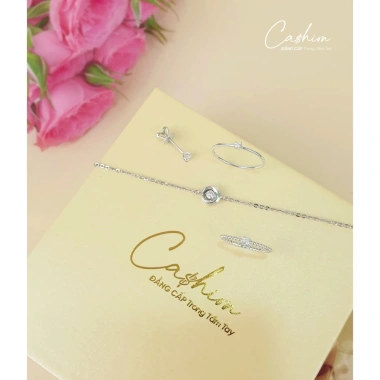 Nhẫn nữ kim cương tự nhiên 2.0-2.1 ly Vàng trắng 416 dạng trơn Cashion - Giá 2,999,000₫ 4 Nhẫn nữ kim cương tự nhiên 2.0-2.1 ly Vàng trắng 416 dạng trơn Cashion - Giá 2,999,000₫ 4