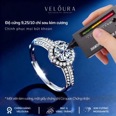 Nhẫn Nữ Moissanite 1 Carat Tròn Ba Hàng Cao Cấp Chính Hãng VELOURA - Giá Giảm 1,585,000₫ 3