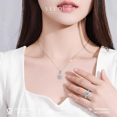Nhẫn Nữ Moissanite 1 Carat Tròn Ba Hàng Cao Cấp Chính Hãng VELOURA - Giá Giảm 1,585,000₫ 7