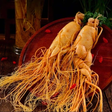 Nhân sâm 14 tuổi 400g tặng củ 6 tuổi 150g kèm sét đồ ngâm - Giá ưu đãi 449.000đ