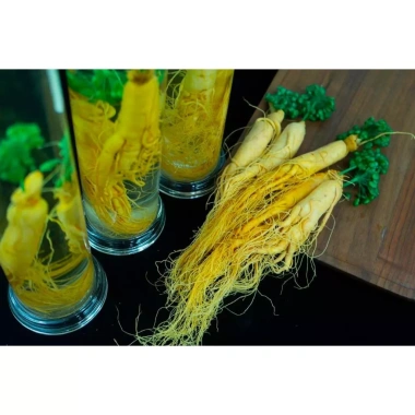 Nhân sâm 14 tuổi 400g tặng củ 6 tuổi 150g kèm sét đồ ngâm - Giá ưu đãi 449.000đ