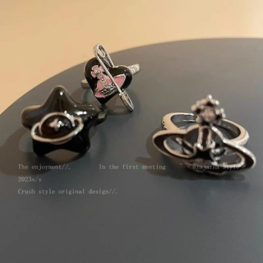 Nhẫn Trái Tim Tình Yêu Vivienne Westwood - Cá Tính Cặp Đôi, Giá Ưu Đãi 88.550đ