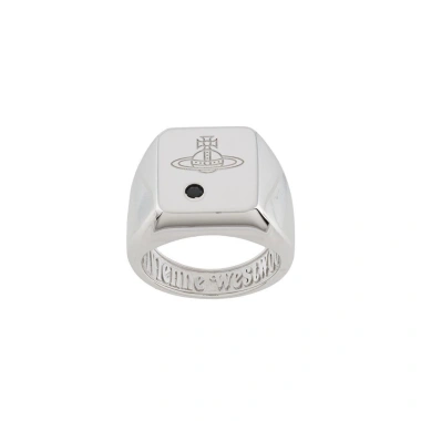 Nhẫn Vivienne Westwood Chạm Nổi Màu Vàng Hình Vuông Giá ưu đãi 187.596₫
