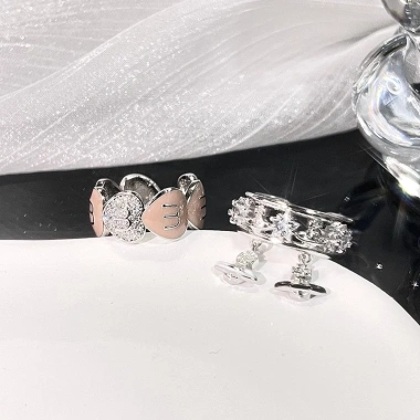 Nhẫn Vivienne Westwood Zircon Trái Tim Nhỏ Giọt - Cao Cấp, Ngọt Ngào, Giá 150k 2 Nhẫn Vivienne Westwood Zircon Trái Tim Nhỏ Giọt - Cao Cấp, Ngọt Ngào, Giá 150k 2