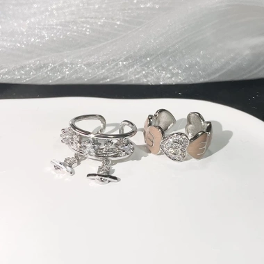 Nhẫn Vivienne Westwood Zircon Trái Tim Nhỏ Giọt - Cao Cấp, Ngọt Ngào, Giá 150k