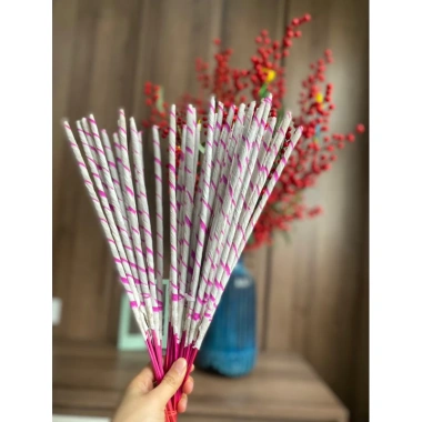 Nhang Hương Bài Cổ Truyền 50 Nén - Hương Thơm Tự Nhiên, Giá Giảm 68.000₫ 5 Nhang Hương Bài Cổ Truyền 50 Nén - Hương Thơm Tự Nhiên, Giá Giảm 68.000₫ 5