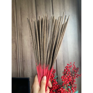 Nhang hương Bài se tay 36cm - Bó 100 nén thơm ngát, phù hợp cho chung cư và ban thờ cao sát trần - Giá ưu đãi 45.000₫ 3