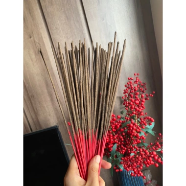 Nhang hương Bài se tay 36cm - Bó 100 nén thơm ngát, phù hợp cho chung cư và ban thờ cao sát trần - Giá ưu đãi 45.000₫ 4