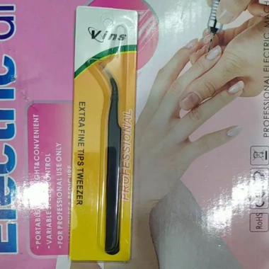 Nhíp gắp đá, gắp mi màu đen - thiết kế tiện lợi, giá chỉ 23.500đ giảm sâu