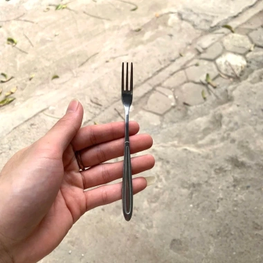 Nĩa inox 304 ăn trái cây, dĩa bít tết HAKI DN413 - cứng cáp, bền đẹp, chỉ 35.000 VND