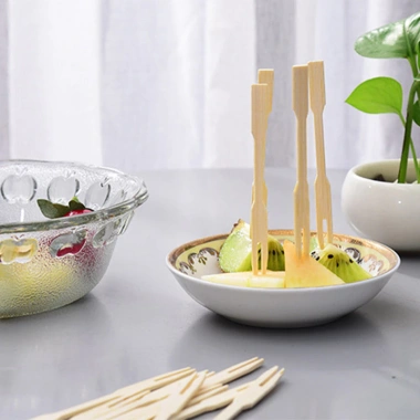 Nĩa tre dùng một lần ăn trái cây - Thân thiện môi trường, giảm giá 19.5k còn 15.8k