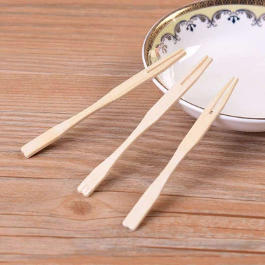 Nĩa tre dùng một lần ăn trái cây - Thân thiện môi trường, giảm giá 19.5k còn 15.8k