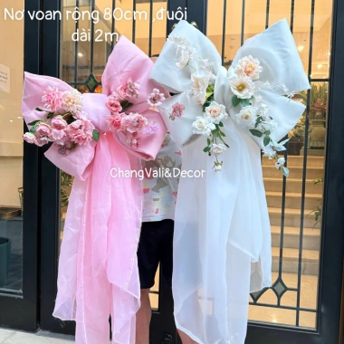 Nơ khổng lồ voan kèm hoa trang trí siêu xinh cho đám cưới và sự kiện - Giá ưu đãi 450k