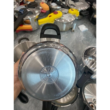 Nồi áp suất Nhật 3.2L độ mới cao, dùng được mọi loại bếp - Giá ưu đãi 598,000₫