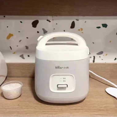 Nồi Cơm Điện Bear DFB-T16Q5 1.6L Lòng Nồi Sứ Mới 2.025 - Giá ưu đãi 715.000 VND