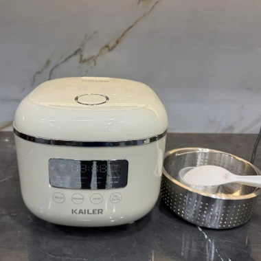Nồi Cơm Điện Kailler KL1.368 1.2L & KL2.025 1.8L – Tiết Kiệm, Đa Năng, Giá 1,22 Tr