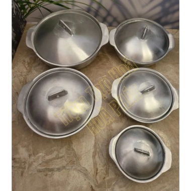 Nồi Gang Đáy Cạn Cao Cấp Siêu Bền - Thố Gang 25cm Giá Ưu Đãi 193,600₫ 8